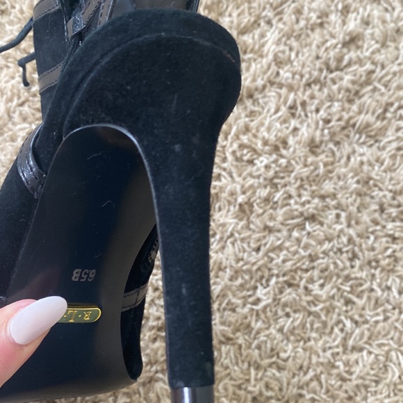 NWOT Ralph Lauren Mimi black suede peep toe heels 6.5 - Picture 8 of 8
